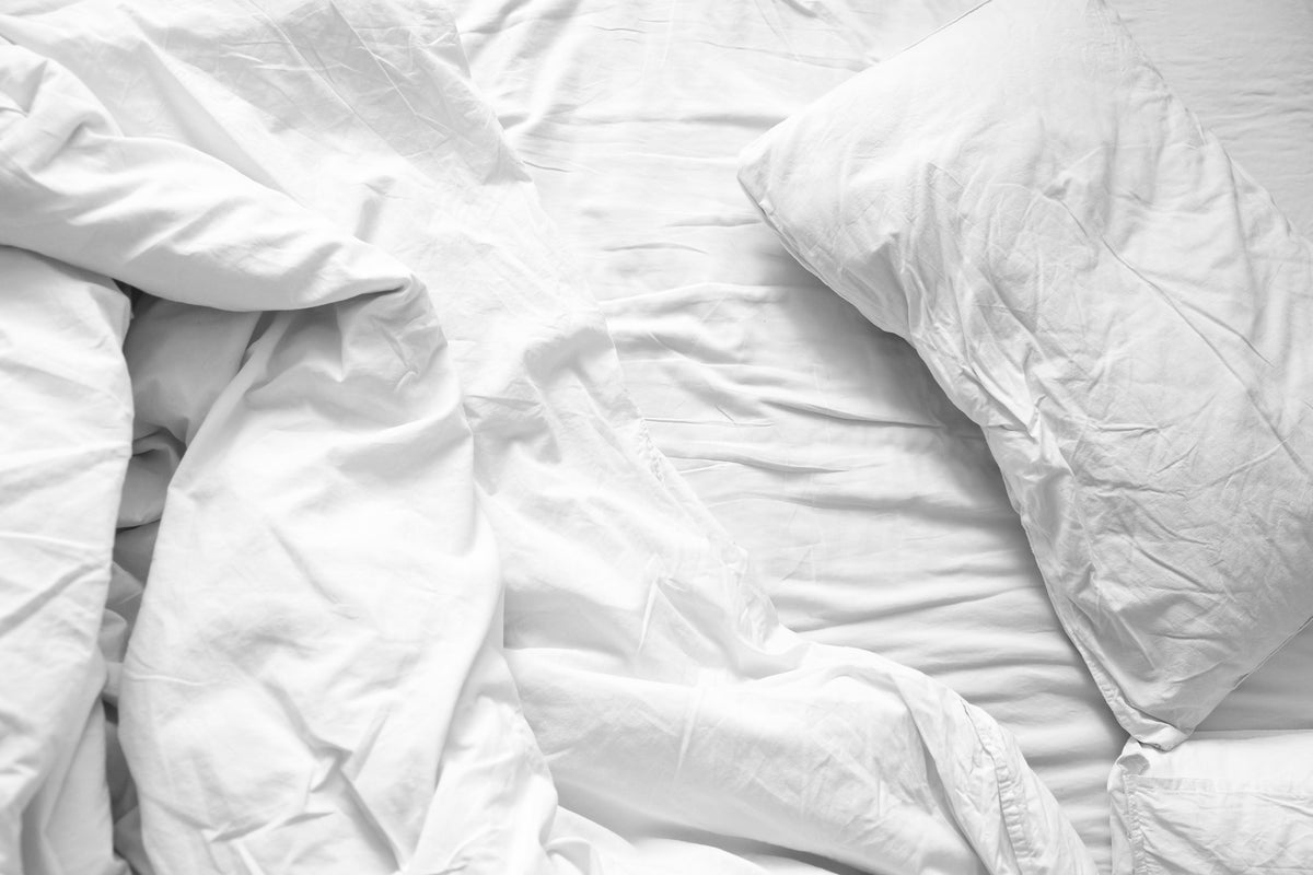 How To Treat Menopause & Postmenopausal Sleep Issues