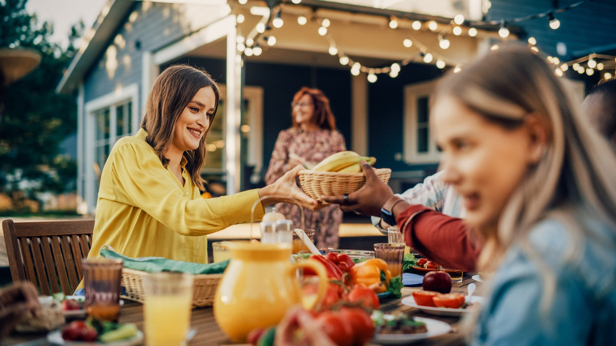 Menopause-Friendly Summer Meals That Support Energy & Hydration