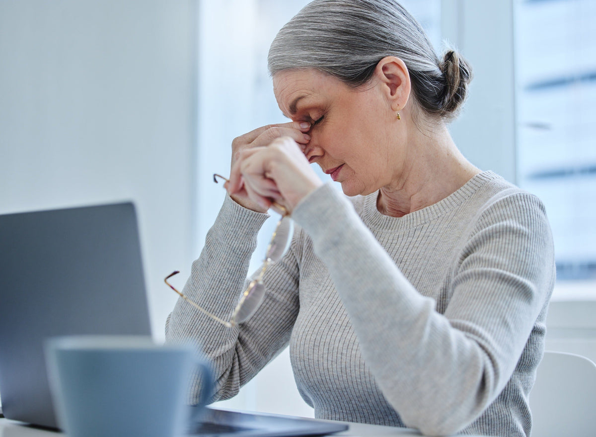 When to Talk to a Healthcare Provider About Migraines in Perimenopause
